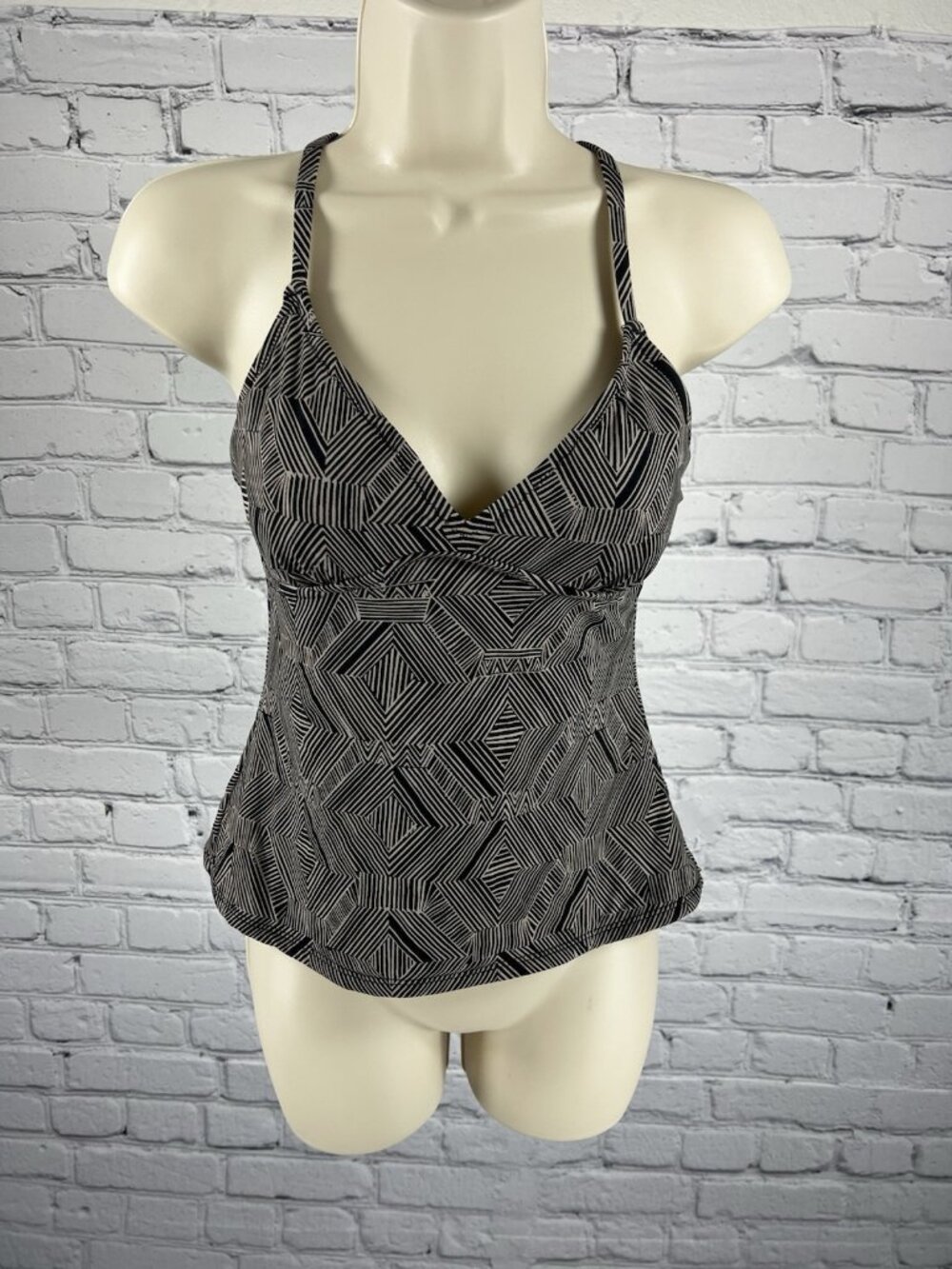 Garnet Hill Tan Black Tankini Strappy Swim Top Backless Lightly Padded Lined 02